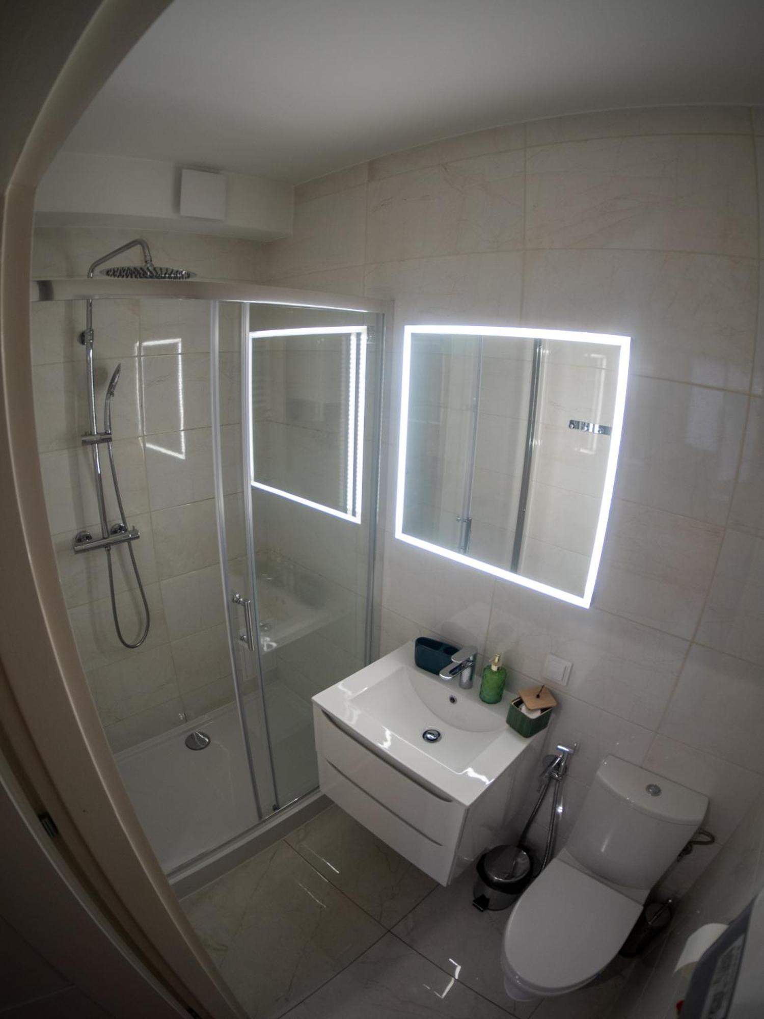 Apartament Classic Comfort Aleja Nmp 8 - Free Parking Częstochowa Extérieur photo
