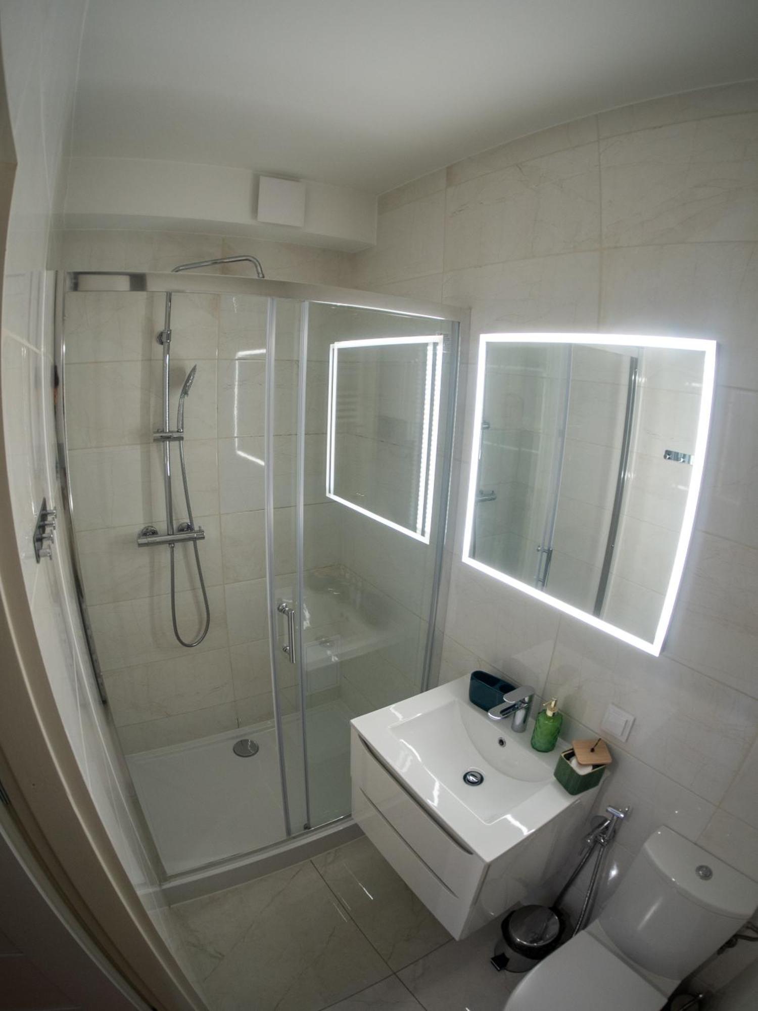 Apartament Classic Comfort Aleja Nmp 8 - Free Parking Częstochowa Extérieur photo
